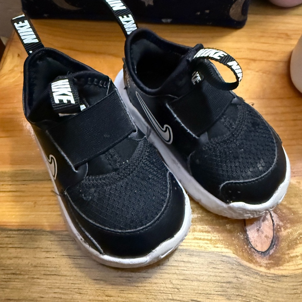 Infant - Toddler size 4 Nike Shoes
